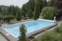 Pool / Garten