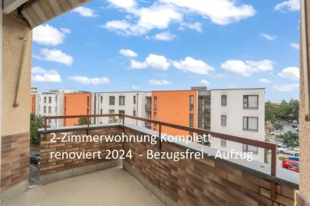 Titel_Balkon - Wohnung kaufen in Nürnberg - Einfach einziehen - 2024 renovierte, gut aufgeteilte und sonnige Wohnung - Balkon - TG 