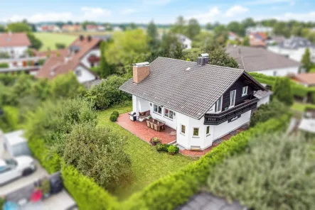 Sehr gepflegtes Ambiente - Haus kaufen in Gilching - Kaufangebotsverfahren: Energiesparendes und großzügiges Familienidyll!