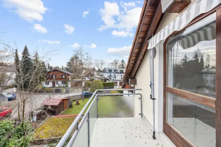 Balkon - Wohnung kaufen in München - Traumhafte Dachgeschosswohnung in Kleinhadern!