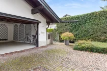 Garage mit innenliegenden Hauszugang