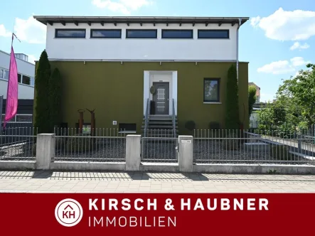 Modern & Einzigartig - Haus kaufen in Neumarkt - Wo Kunst & Leben verschmelzen!Einzigartiges Wohnatelier,    Neumarkt 