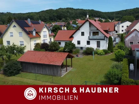 Herrliches Zweifamilienhaus - Haus kaufen in Berching - Herrliches Zweifamilienhaus mit Gartenparadies im top Zustand!   Berching - Pollanten