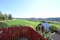 Mit Ausblick vom Balkon