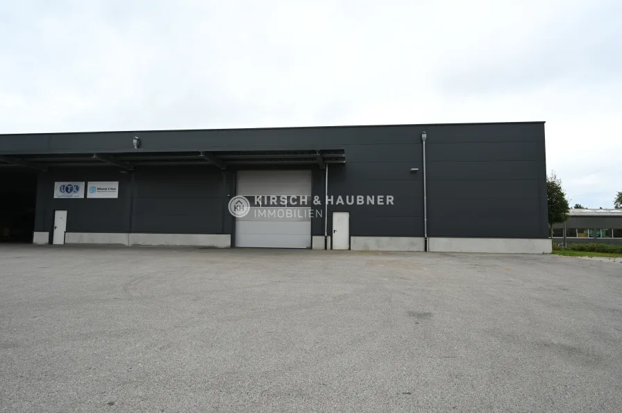 Komplett stützenfrei - Halle/Lager/Produktion mieten in Neumarkt - Stützenfreie Logistik- & Warmlagerhalle, Neumarkt - Deininger Weg