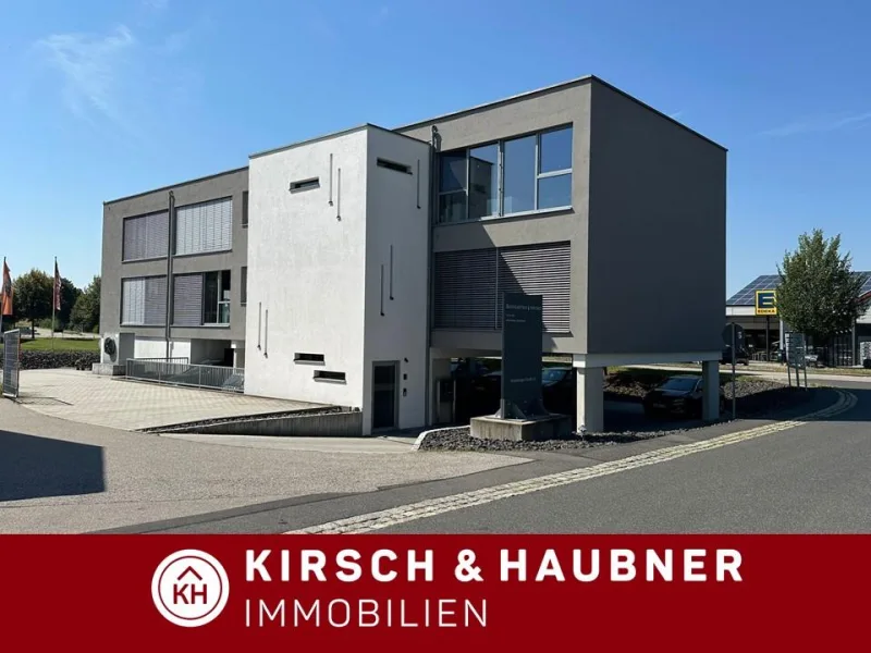 Modernes Wohn-und Geschäftshaus - Haus kaufen in Ursensollen - Modernes Wohn- und Geschäftshaus!   - Voll Vermietet -   Amberg - Ursensollen