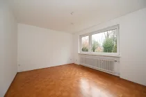 Großzügiges Schlafzimmer