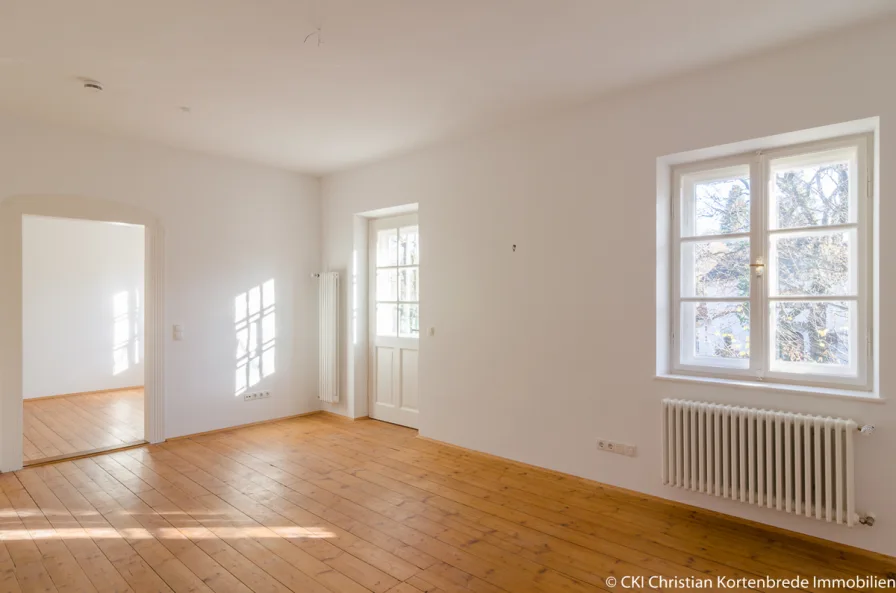 Schlafzimmer mit Balkon