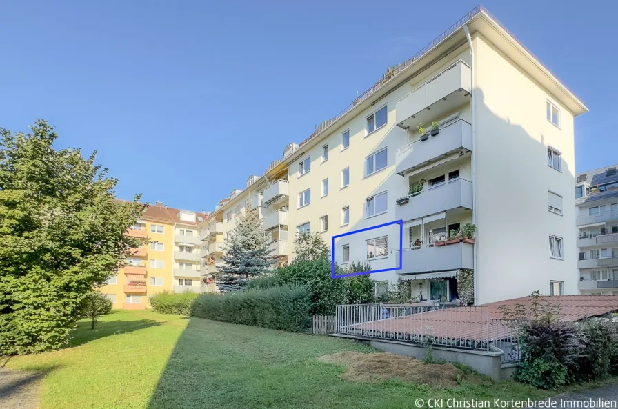 Wohnhaus mit Blick ins Grüne - Wohnung kaufen in München - Kapitalanlage in Milbertshofen!Freies, sanierungsbedürftiges1 Zi.-Apartment