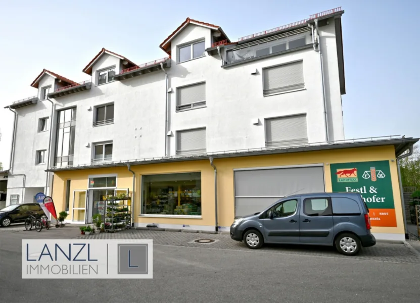 Hausansicht - Wohnung mieten in Poing b München - Modernes Apartment mit FBH und EBK (Ablöse)