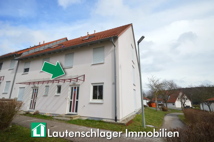 Reiheneckhaus - Haus kaufen in Hohenfels / Großbissendorf - Kapitalanleger aufgepasst! NATO-Reiheneckhaus mit Garage und zusätzlichem Stellplatz nahe Hohenfels