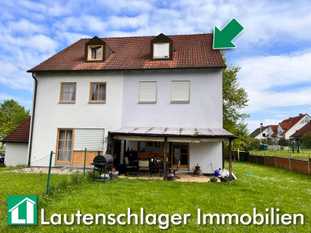 Gepflegte Doppelhaushälfte - Haus kaufen in Velburg - Sicher investieren ist nicht schwer! NATO-Doppelhaushälfte mit Garage in Velburg