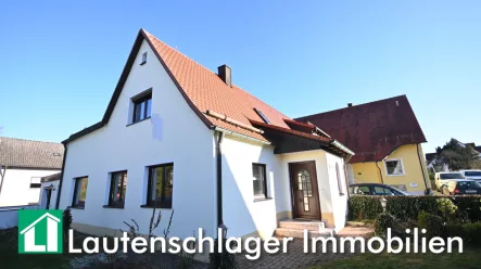 Ihr kompaktes Zuhause... - Haus kaufen in Postbauer-Heng - Haus statt Wohnung! Kleine 3-Zimmer-Doppelhaushälfte mit nützlichem Nebengebäude in Postbauer-Heng.