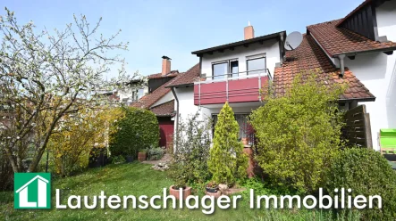 Schönes Wohnen garantiert! - Haus kaufen in Neumarkt in der Oberpfalz - Ihr Wohlfühl-Zuhause: kompakt - ruhig - gepflegt! Reihenhaus mit Garage in Neumarkt i.d.OPf.