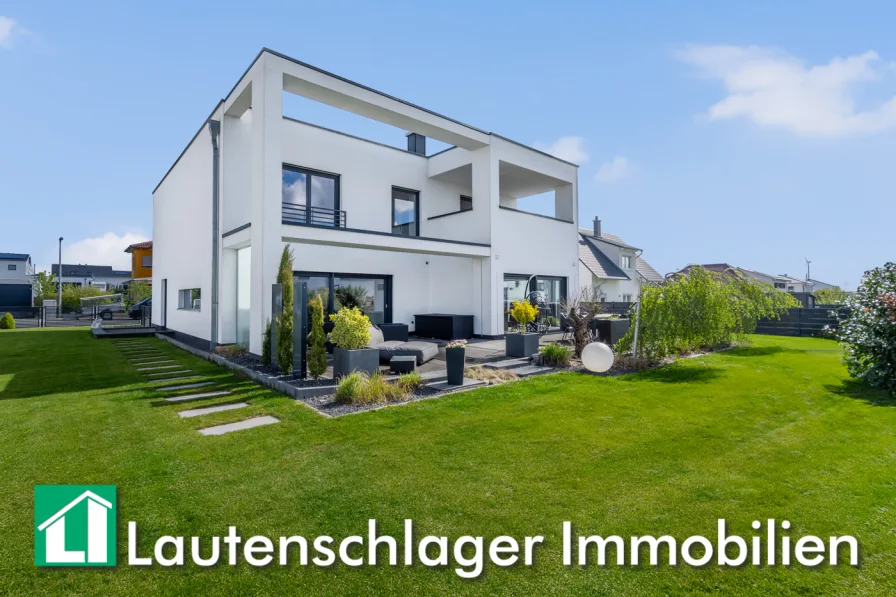 Südlicher Flair im Garten - Haus kaufen in Deining - Für gehobene Ansprüche! Futuristisches Wohnanwesen in TOP - Ausstattung und Qualitätbei Neumarkt