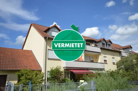 Gemütlich Wohne - Wohnung mieten in Neumarkt in der Oberpfalz - Ideale Single-Wohnung: 2 Zimmer, Küche, Bad, Balkon in Neumarkt