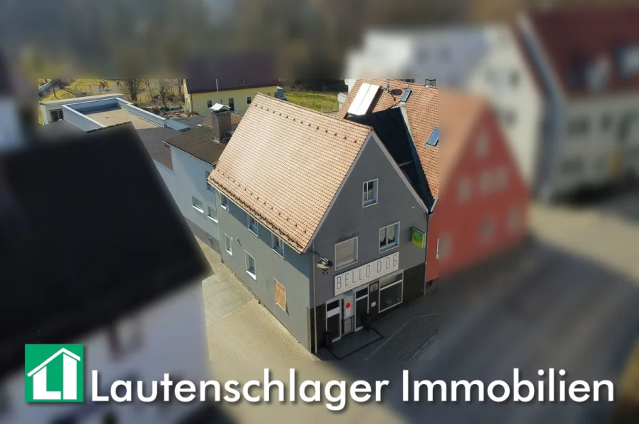 Ansicht Wohn- und Geschäftshaus - Haus kaufen in Deining - KOMPLETT VERMIETET!Zentral gelegenes Wohn-/Geschäftshaus in Deining bei Neumarkt i.d. Oberpfalz