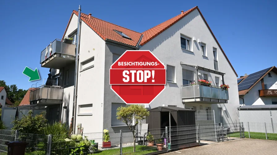 Wohnung im 1. OG - Wohnung mieten in Neumarkt in der Oberpfalz - Schöne 2-Zimmer-Wohnung mit Einbauküche, Balkon und Carport in Neumarkt-Holzheim