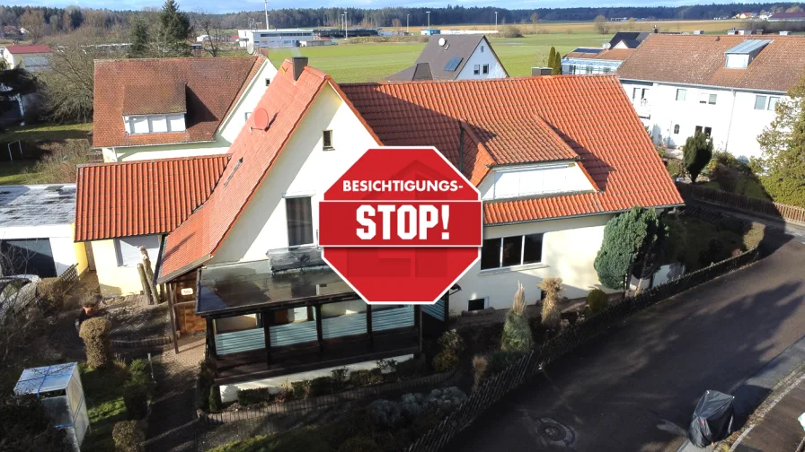 Erdgeschosswohnung.. - Wohnung kaufen in Pyrbaum / Seligenporten - DIE Alternative zum Haus! Großzügige 4-Zimmer-Erdgeschosswohnung mit Doppelcarport in Seligenporten