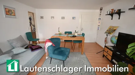 Gemütliche Stadtwohnung - Wohnung mieten in Neumarkt in der Oberpfalz - Ideal für das (junge) Paar! 3-Zimmer-Wohnung in zentraler Lage von Neumarkt, Regensburger Str.