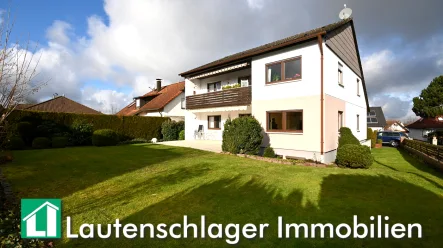 Wohnen zum Wohlfühlen - Wohnung mieten in Burgthann / Unterferrieden - Großzügige Terrassen- und Gartenwohnung mit EBK und Garagenstellplatz in Burgthann - Unterferrieden