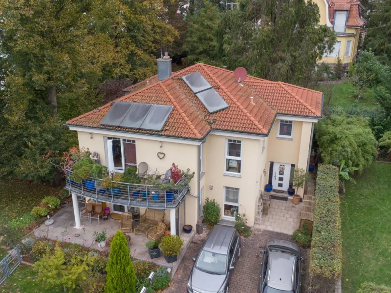 Außenansicht - Wohnung kaufen in Fürth - Moderne Eigentumswohnung mit Garten in ruhiger Lage in Fürth-Dambach