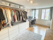 Begehbarer Kleiderschrank/Büro