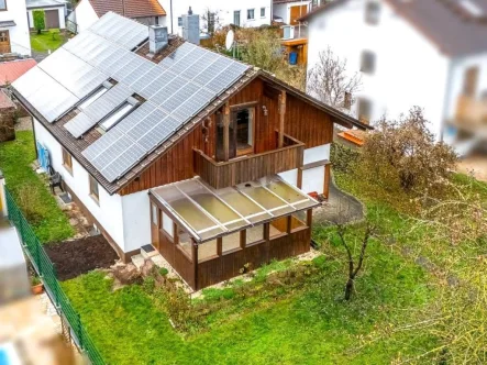 Außenansicht 1 - Haus kaufen in Emmering - Emmering - Wohnhaus mit 2 sep. Whg.