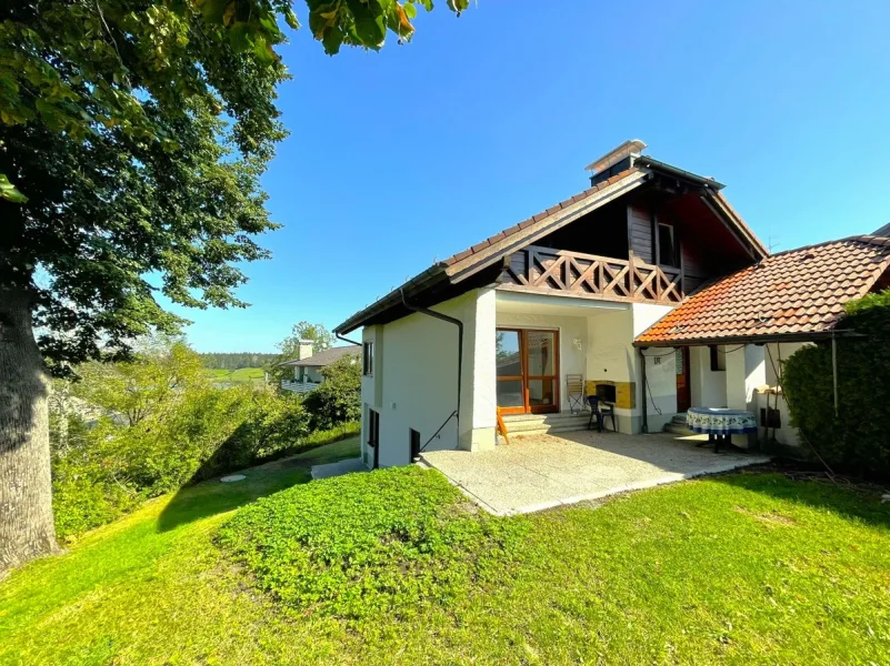 Ansicht von Süden - Haus mieten in Iffeldorf - Einfamilienhaus mit Seeblick in Iffeldorf