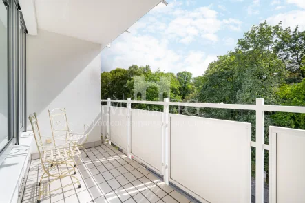 Balkon - Wohnung kaufen in München - MÜNCHNER IG: Sofort frei - Lichtdurchflutete 2-Zimmer Perle in TOP-Lage nähe Englischen Garten!