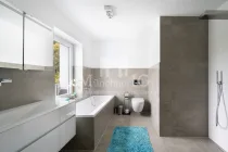 Badezimmer DG