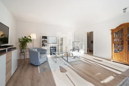 Wohnzimmer - Wohnung kaufen in München - Münchner IG: Bestlage von Solln Penthouse - 4 Zimmer inkl. Hobbyraum - BEZUGSFREI