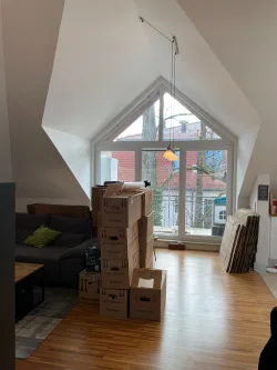 "Essbereich" - Wohnung mieten in München - MÜNCHNER IG: Super schöne & helle -DG-Wohnung in bester Lage - mit zwei Balkonen!