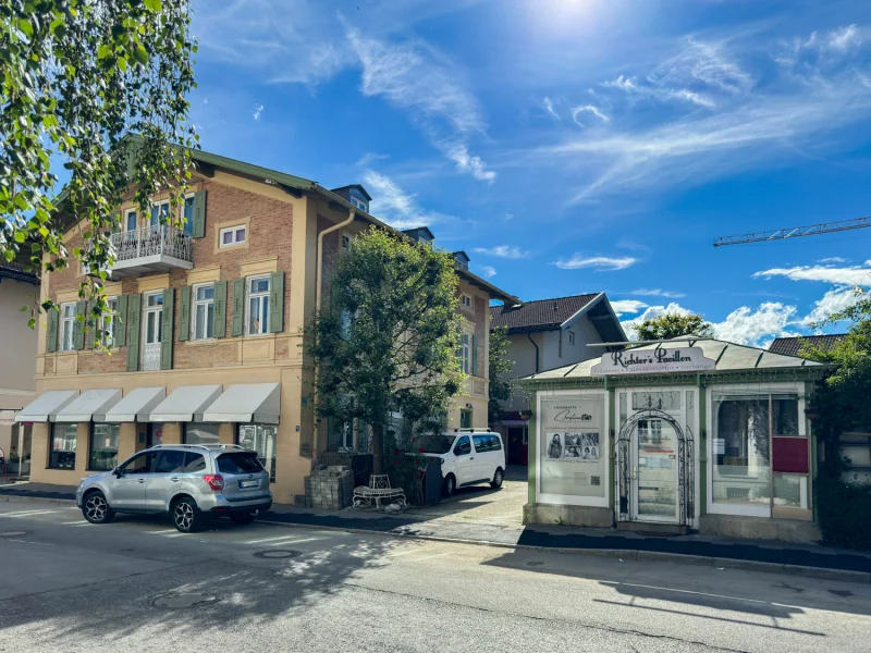 Haus - Haus kaufen in Tutzing - Denkmalgeschütztes Wohn- und Geschäftshaus an der Tutzinger Hauptstraße