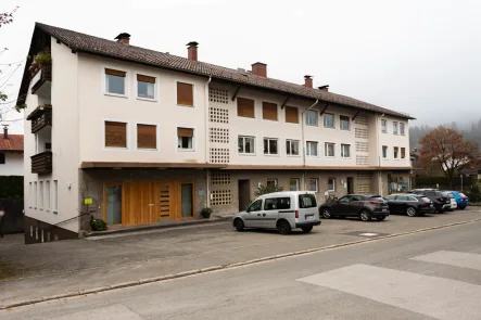 Ansicht Gebäude - Wohnung mieten in Garmisch-Partenkirchen - Gepflegte 3-Zimmer-Wohnung in Garmisch-Partenkirchen