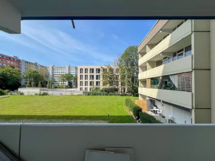 Balkon - Wohnung mieten in München - MODERNISIERTE 1-Zimmer Wohnung mit Balkon 