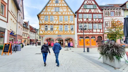 Fußgängerzone - Laden/Einzelhandel mieten in Tauberbischofsheim - Ladenfläche in 1A-Lage  am Marktplatz in Tauberbischofsheim