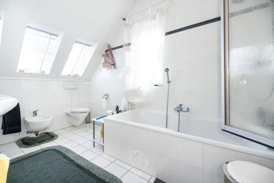 Badezimmer OG - Ansicht 2