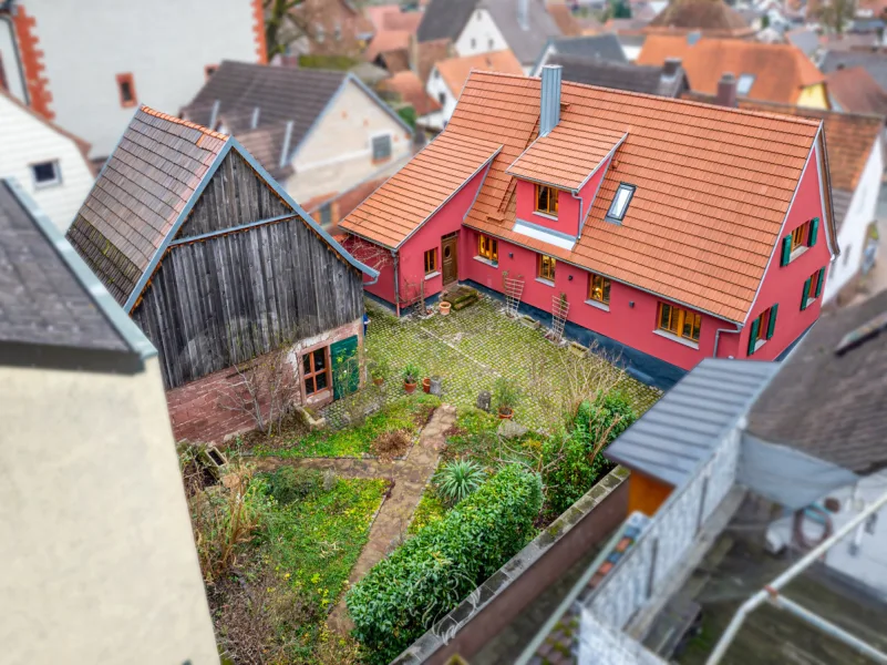 Titelbild - Haus kaufen in Remlingen - Fachwerktraum im Herzen Remlingens: "Historie trifft modernen Wohnkomfort"