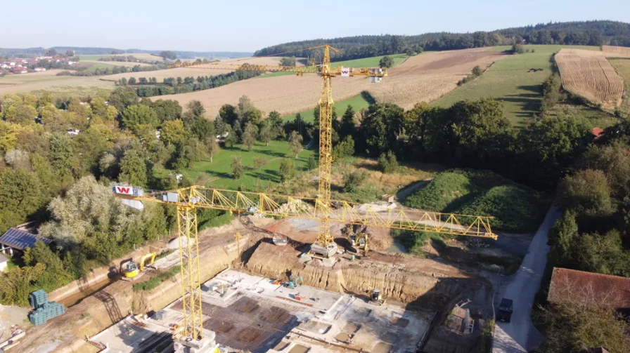 Bauplatz 1+2 5 - Wohnung kaufen in Bad Birnbach - BAUSTELLE LÄUFT - WOHNEN IN VOLLENDUNG - NATUR PUR UND TOLLE ARCHITEKTUR - exkl. Wohnungen degr.AfA