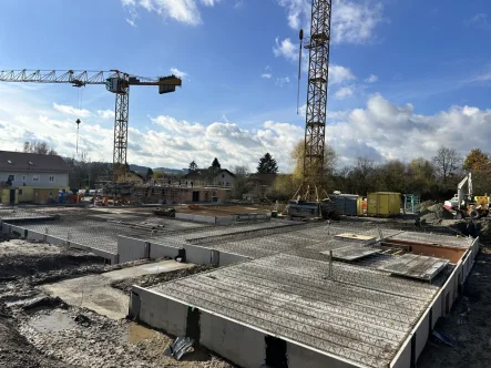 Gesamtübersicht - Wohnung kaufen in Bad Birnbach - BAUSTELLE LÄUFT - WOHNEN IN VOLLENDUNG - NATUR PUR UND TOLLE ARCHITEKTUR - exkl. Wohnungen degr.AfA