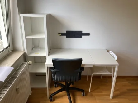 Wohn-Schlafbereich - Wohnung kaufen in Pentling - DIPLOM-Immowirt MAIER !! möbliertes Appartement für Kapitalanleger nahe Uni Kaltmiete 355 EUR.