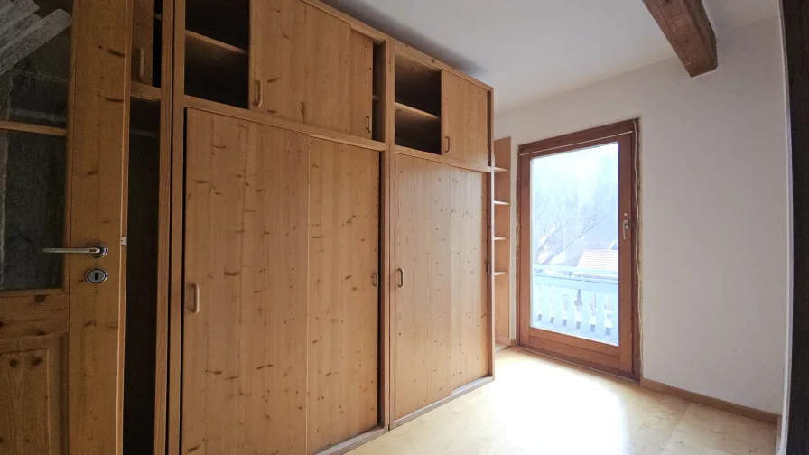 Einbauschrank