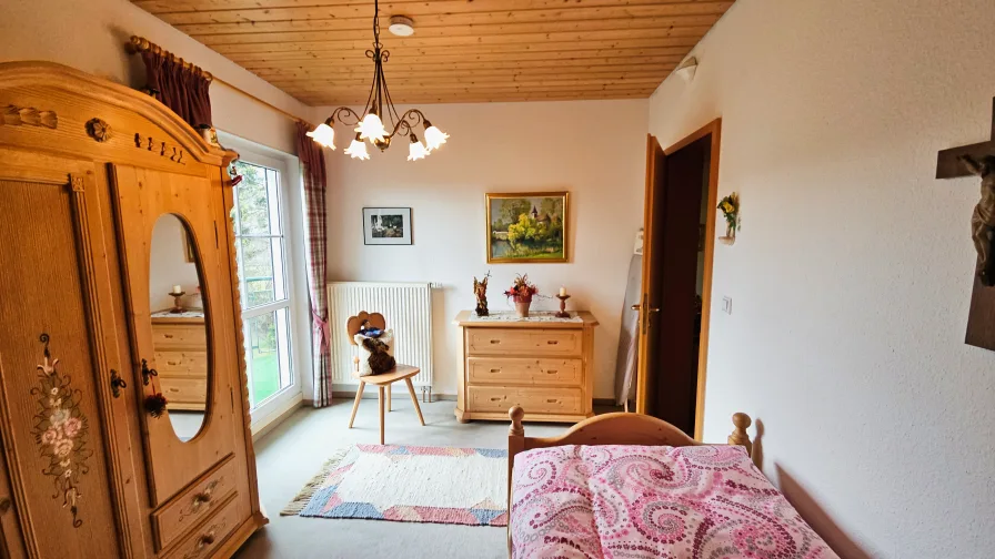 Schlafzimmer 2