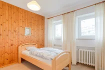 Schlafzimmer 1 EG