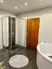 Badezimmer EG