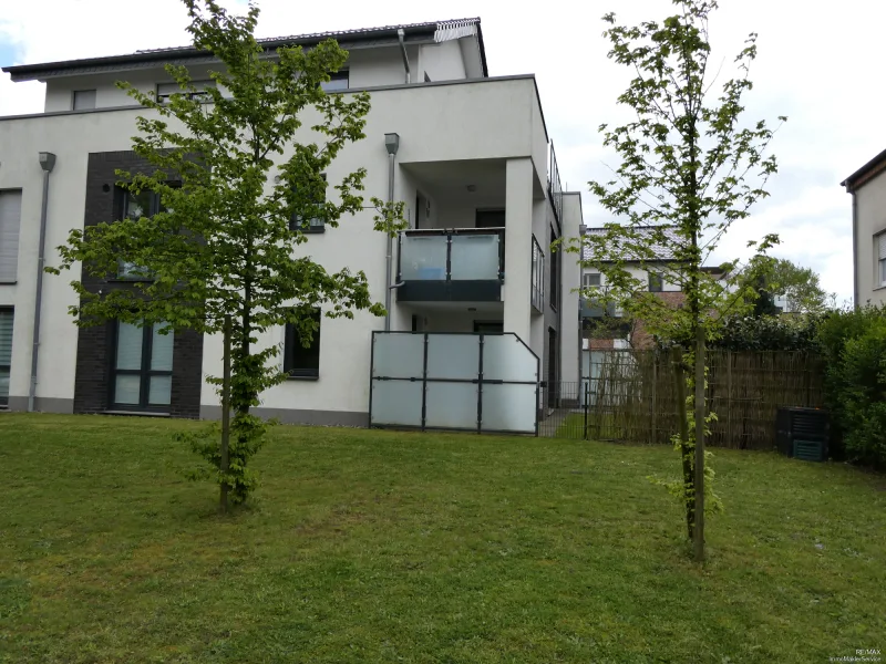 Aussen vor Wohnbereich - Wohnung mieten in Gütersloh / Avenwedde - Energieeffiziente, geschmackvolle EG Wohnung in bester, ruhiger Wohnlage!