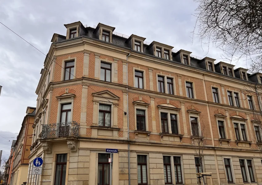  - Wohnung kaufen in Dresden - Schöne 1,5 Raumwohnung mit Balkon im Dresdner Stadtteil Pieschen zu verkaufen