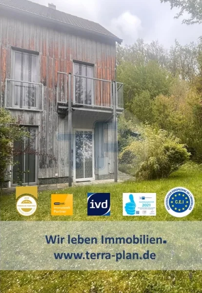 Hauptfoto Logo - Haus kaufen in Schönberg - PROVISIONSFREI:GEPFLEGTES REIHENECKHAUS IN SPLIT-LEVEL-BAUWEISE 