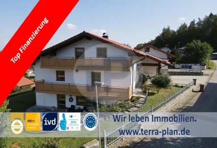 Hauptfoto Internet. - Haus kaufen in Thurmansbang - LUFTKURORT THURMANSBANG:EINFAMILIENHAUS MIT ELW UND AUSGEBAUTERDACHGESCHOSSWOHNUNG